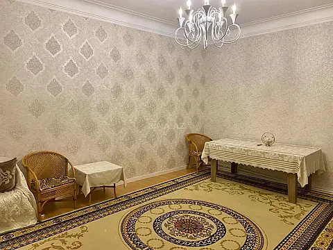 Kirayə verilir 2 otaqlı mənzil 55 m²