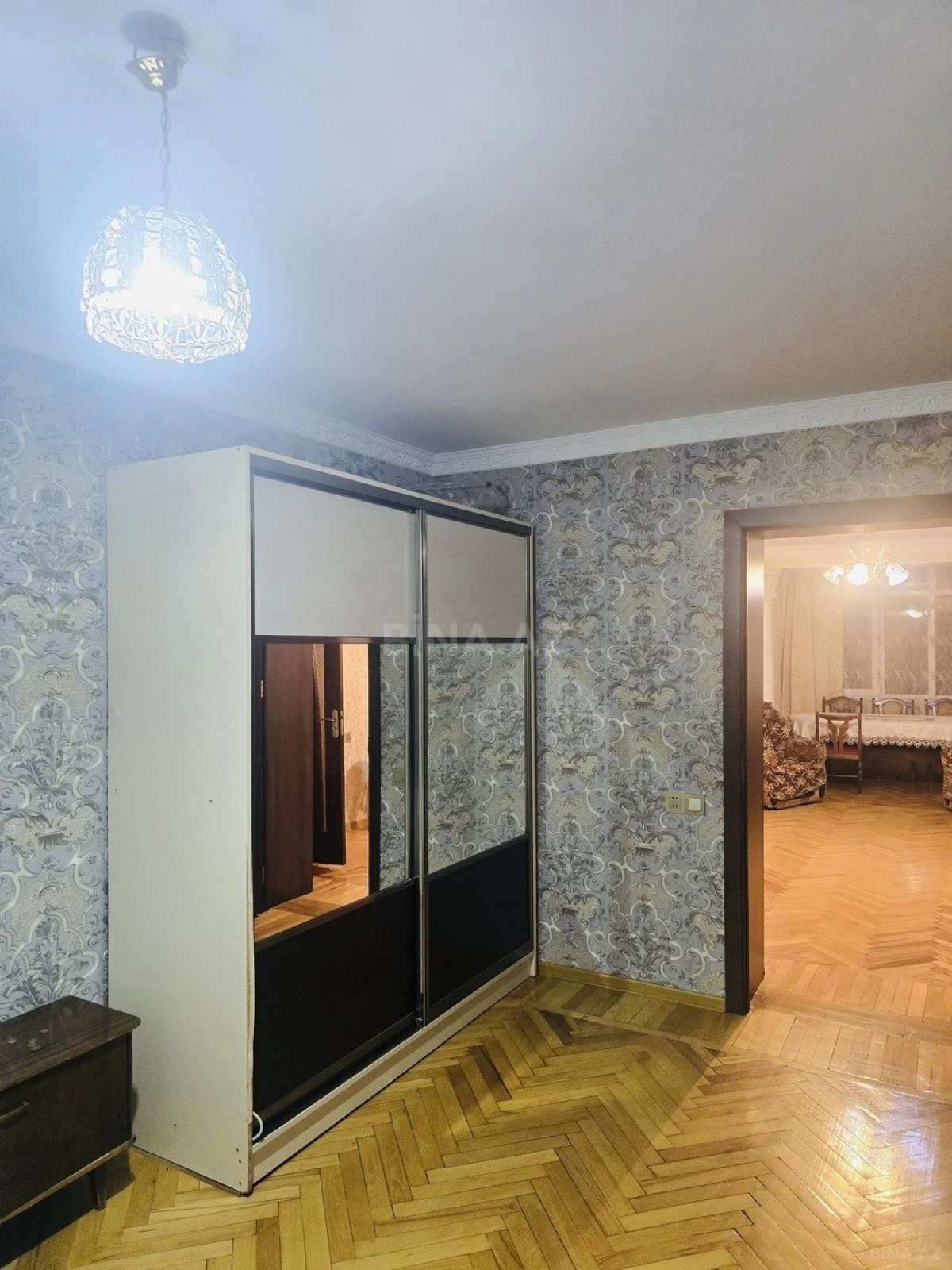 Kirayə verilir 3 otaqlı mənzil 83 m²