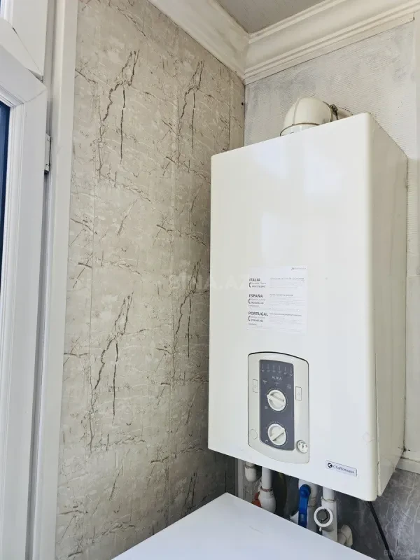 Kirayə verilir 3 otaqlı mənzil 83 m²