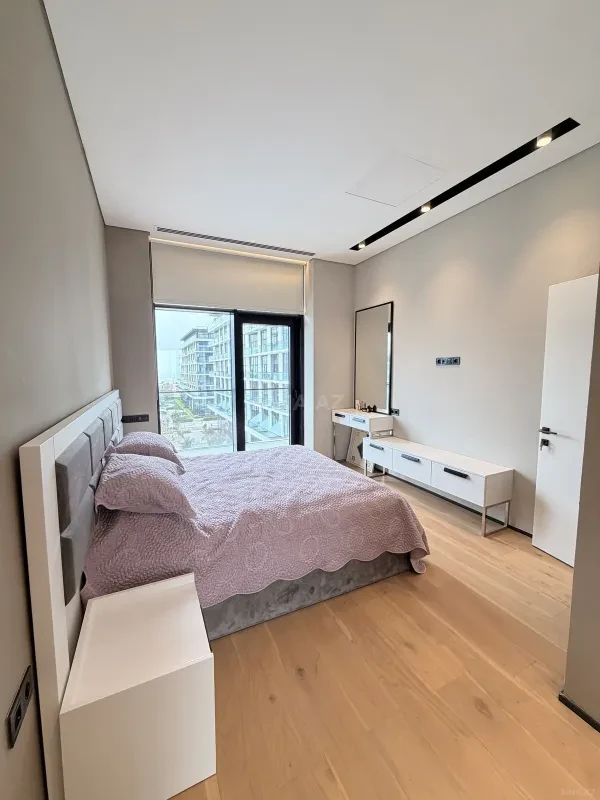 Satılır 2 otaqlı mənzil 73.6 m²