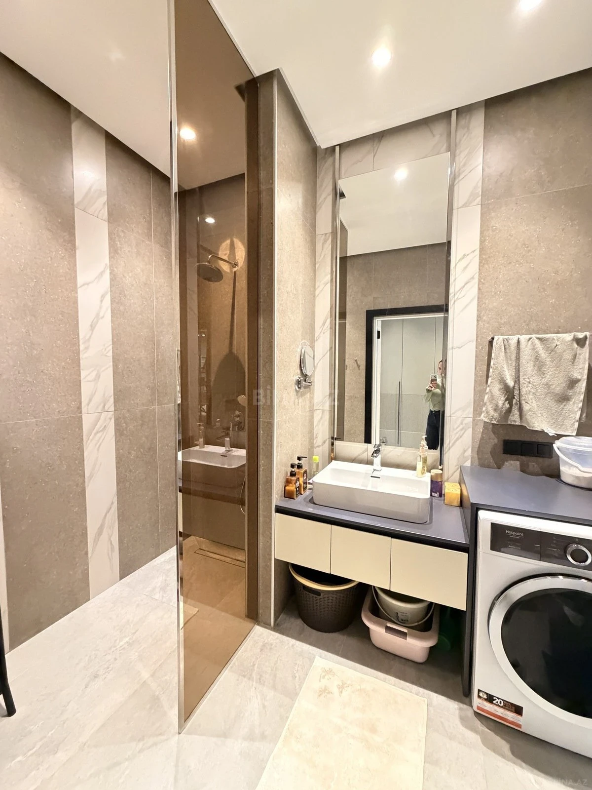 Satılır 2 otaqlı mənzil 73.6 m²