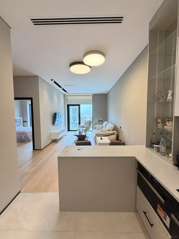 Satılır 2 otaqlı mənzil 73.6 m²