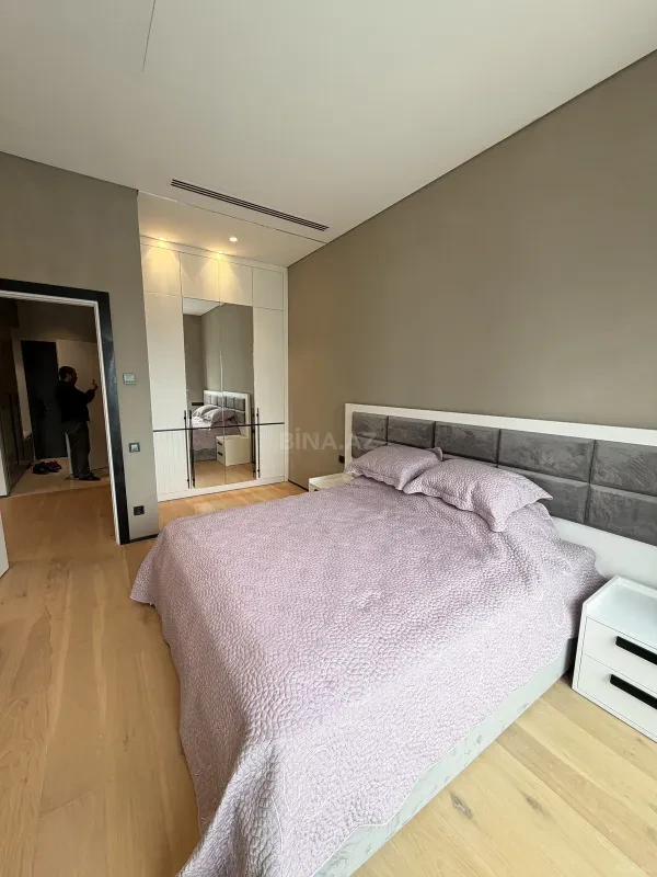 Satılır 2 otaqlı mənzil 73.6 m²