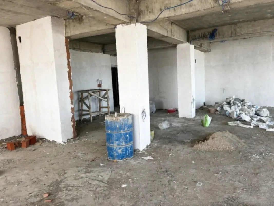 Satılır 3 otaqlı mənzil 160 m²