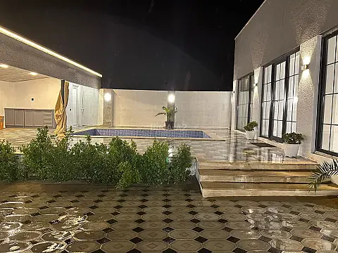 Kirayə verilir 4 otaqlı həyət evi 180 m²