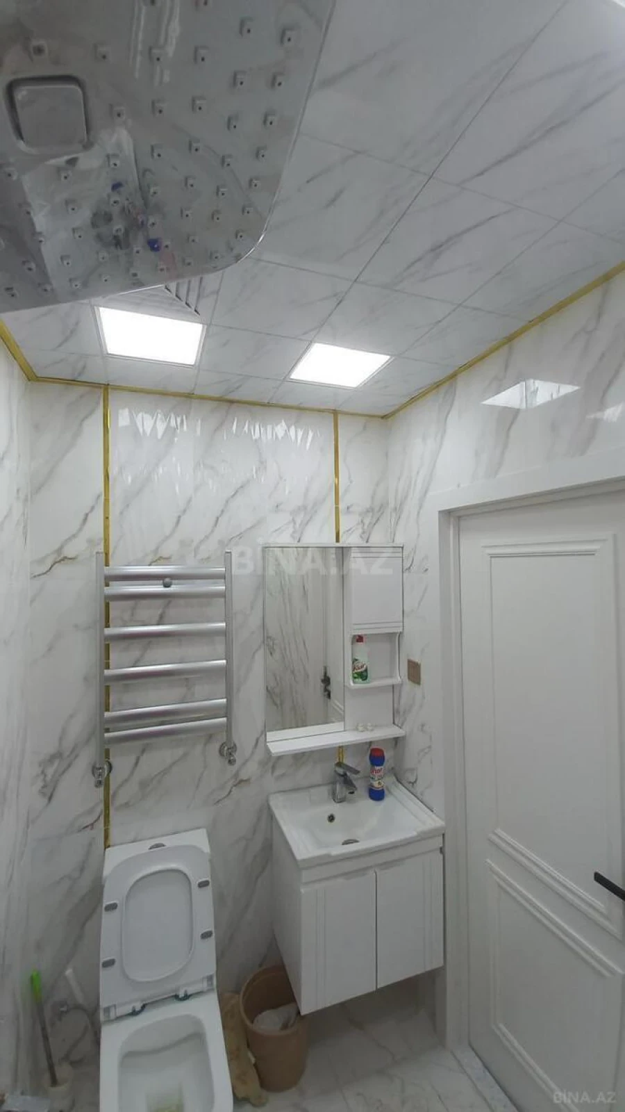 Kirayə verilir 2 otaqlı mənzil 50 m²