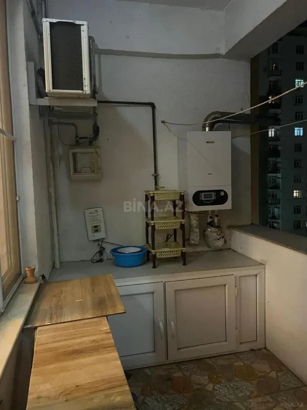 Kirayə verilir 2 otaqlı mənzil 67 m²