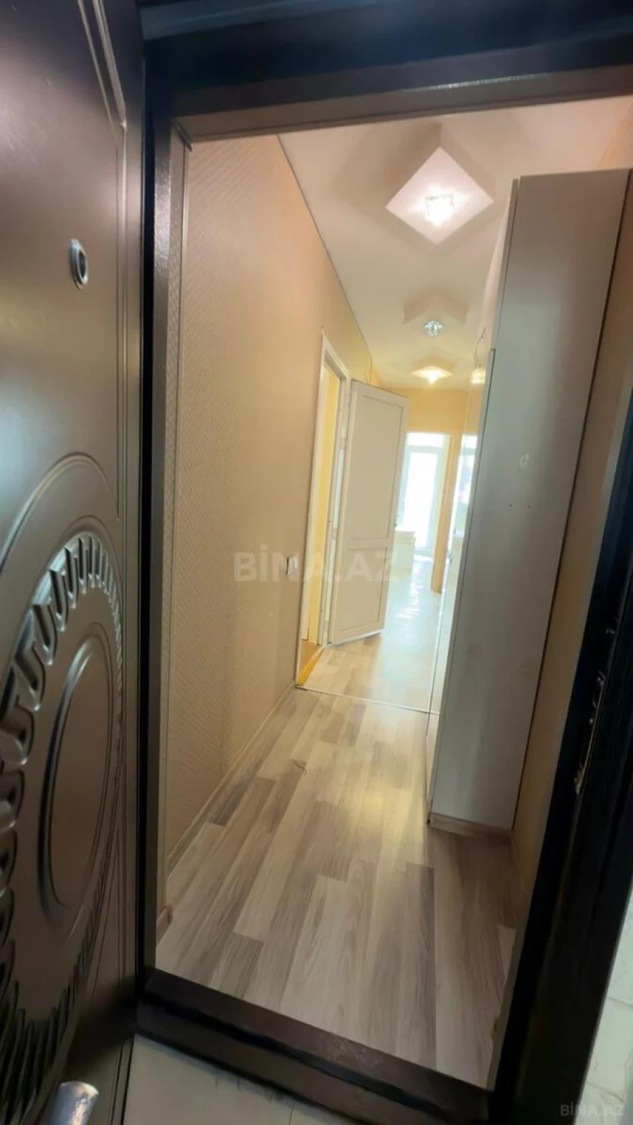 Satılır 2 otaqlı mənzil 60 m²