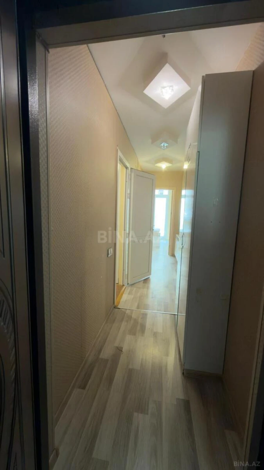 Satılır 2 otaqlı mənzil 60 m²