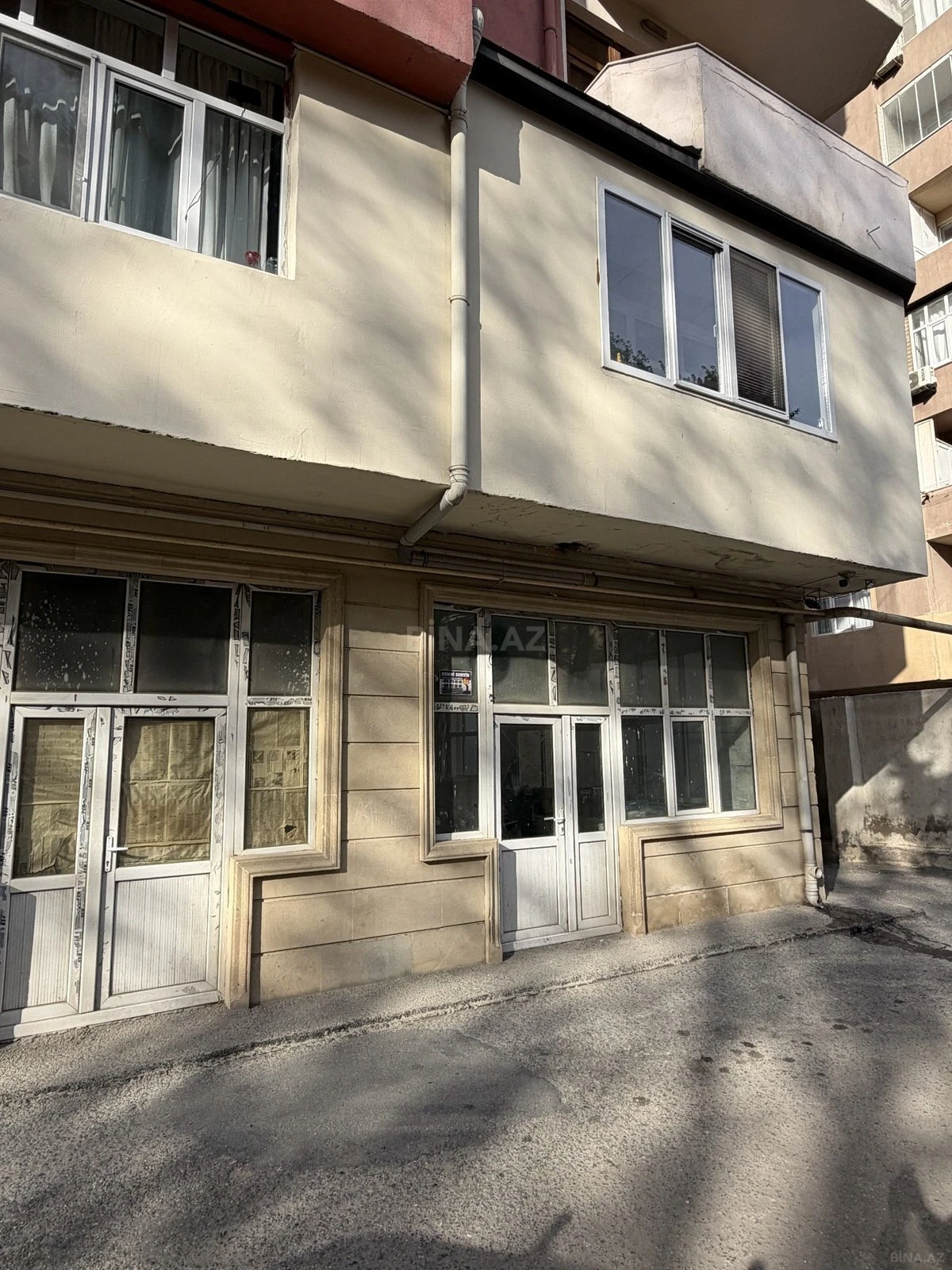 Satılır obyekt 600 m²