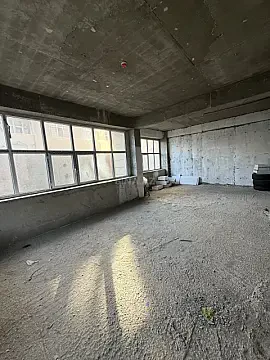 Satılır obyekt 600 m²