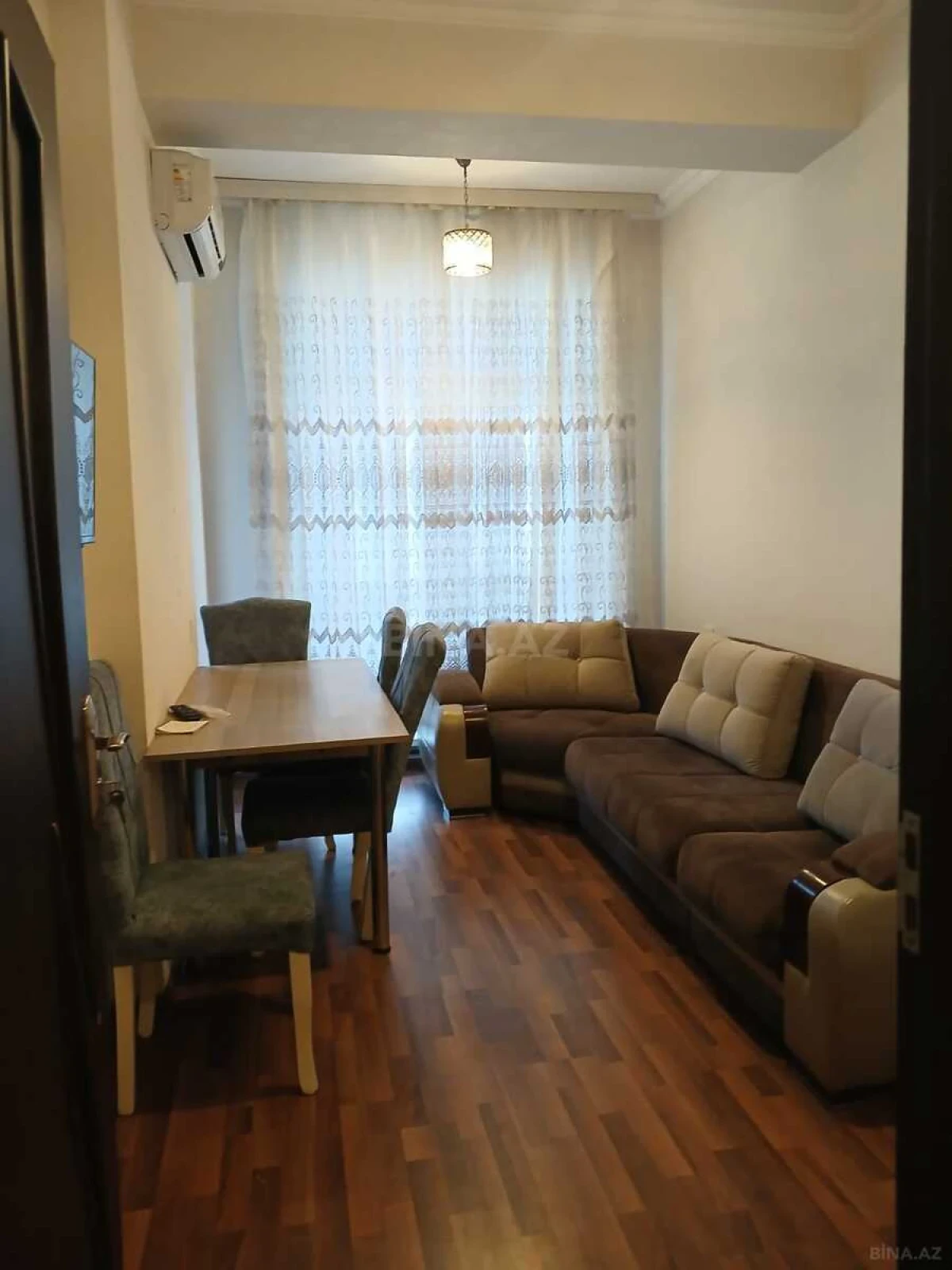 Kirayə verilir 2 otaqlı mənzil 65 m²