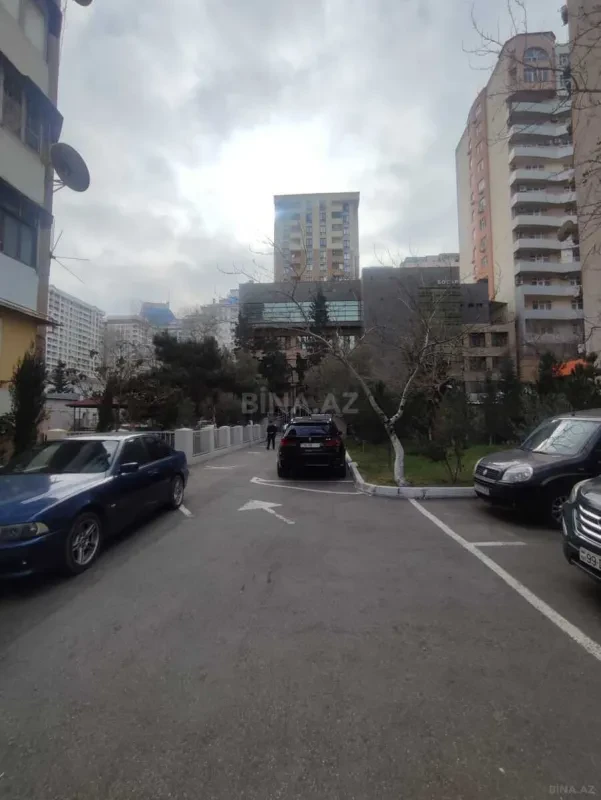 Kirayə verilir 3 otaqlı mənzil 100 m²