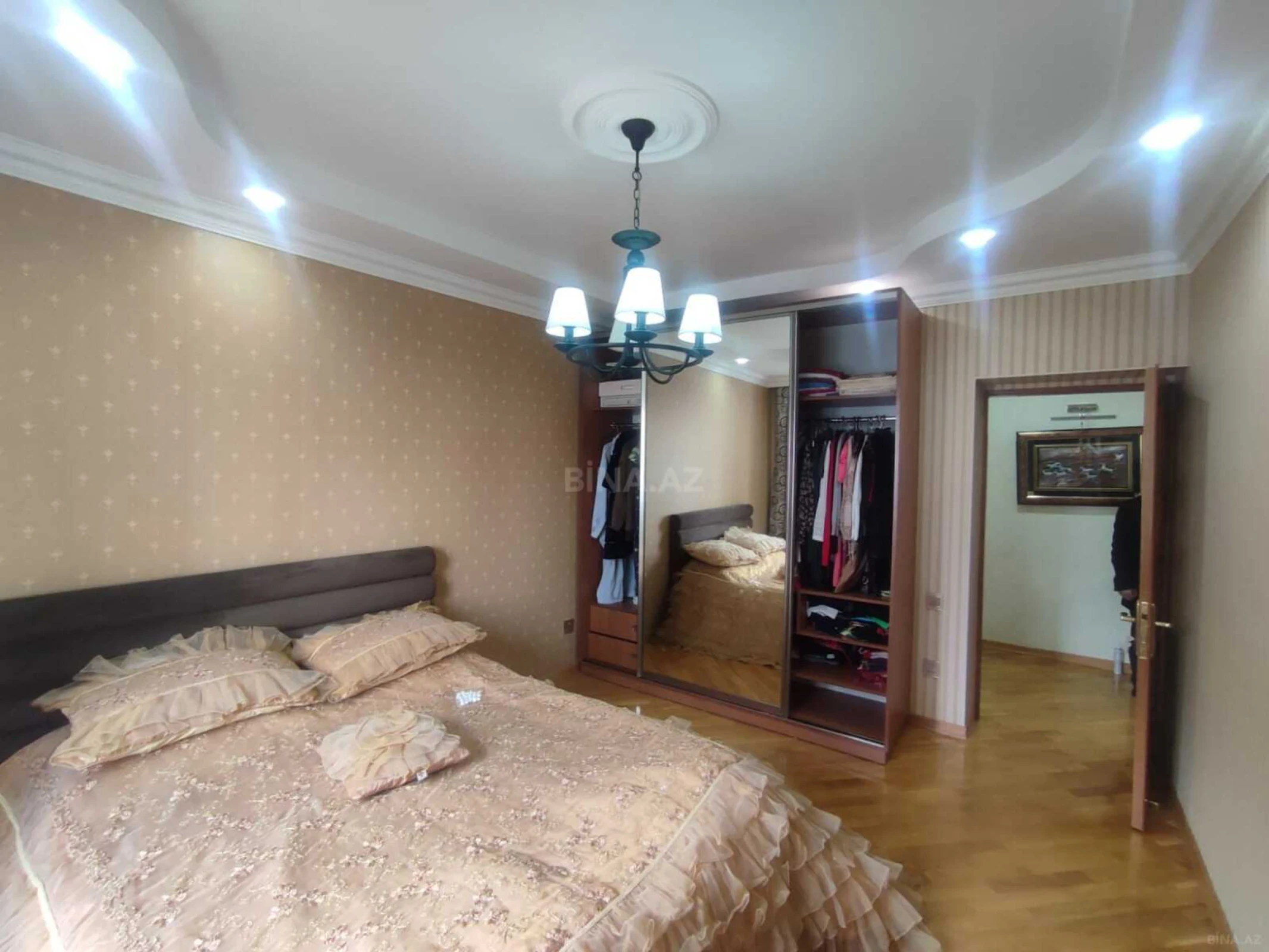 Kirayə verilir 3 otaqlı mənzil 100 m²