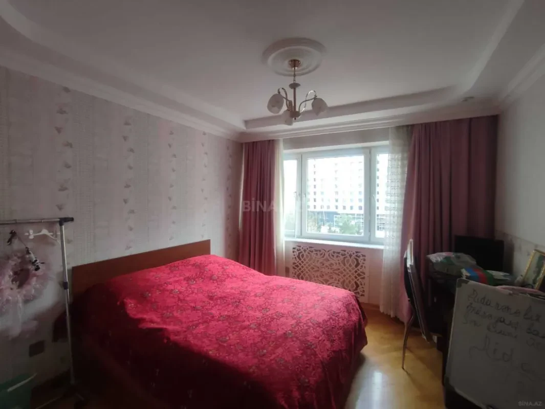 Kirayə verilir 3 otaqlı mənzil 100 m²
