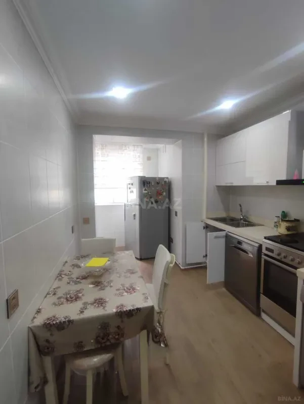 Kirayə verilir 3 otaqlı mənzil 100 m²