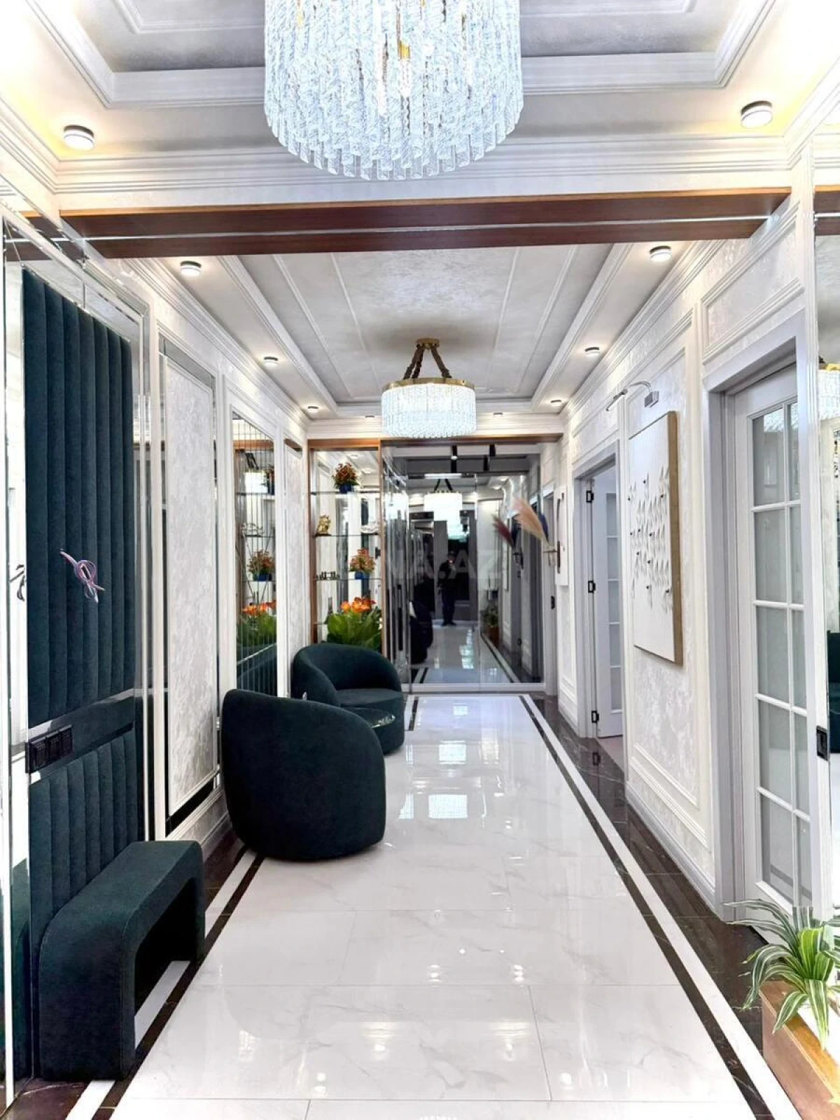 Satılır 3 otaqlı mənzil 160 m²