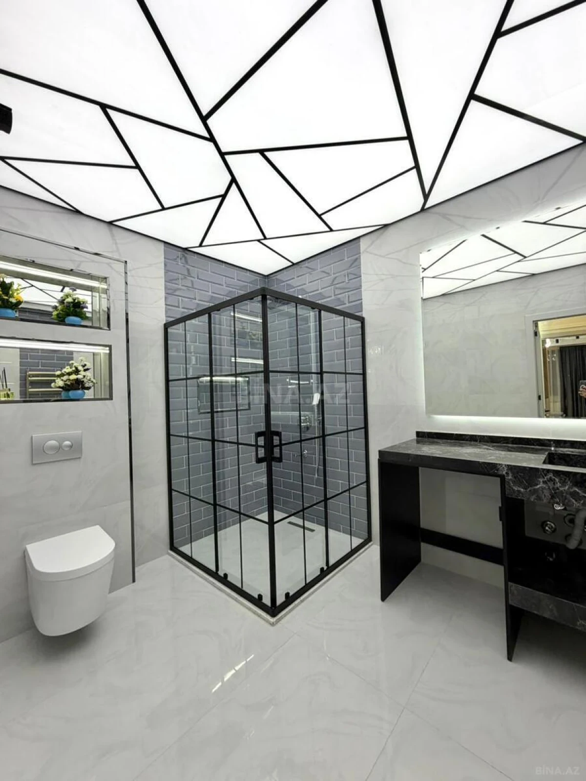 Satılır 3 otaqlı mənzil 160 m²