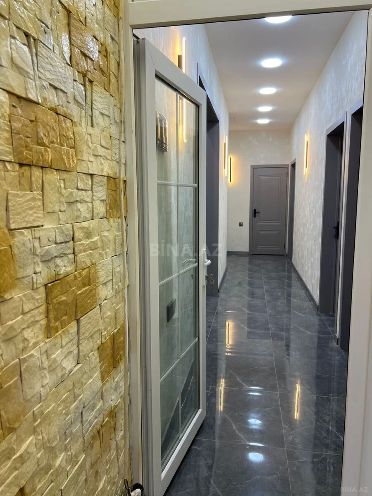 Satılır 4 otaqlı həyət evi 108 m²