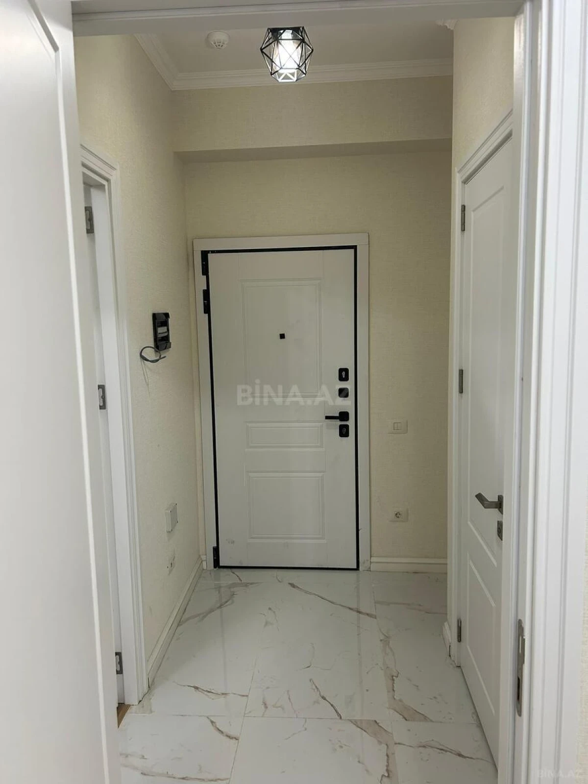 Kirayə verilir 2 otaqlı mənzil 43 m²