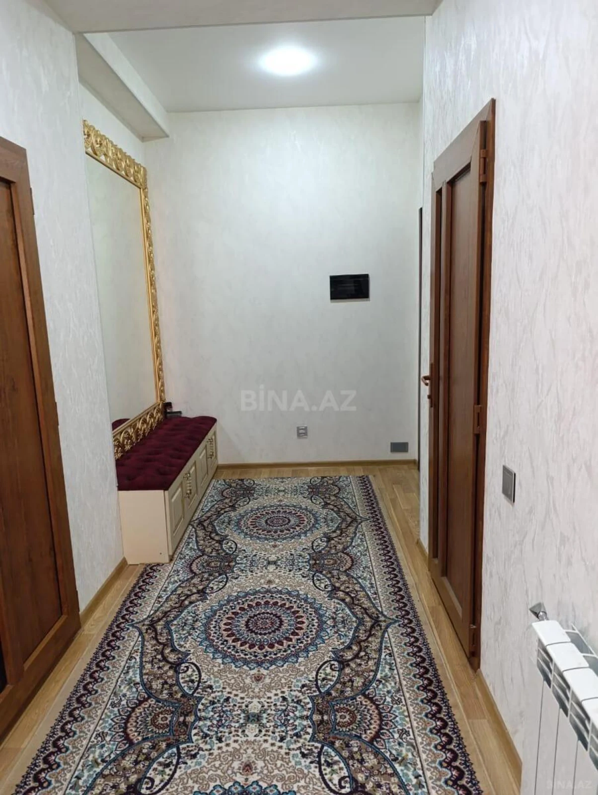 Satılır 3 otaqlı mənzil 107 m²
