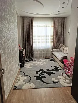 Satılır 3 otaqlı mənzil 107 m²