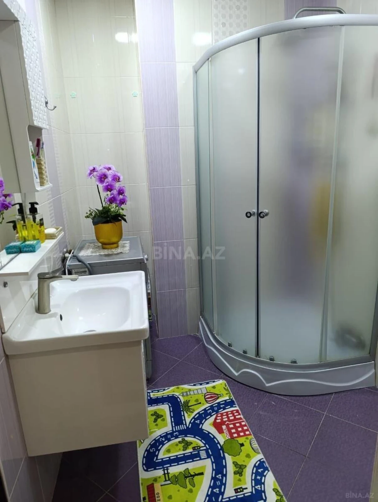 Satılır 3 otaqlı mənzil 107 m²