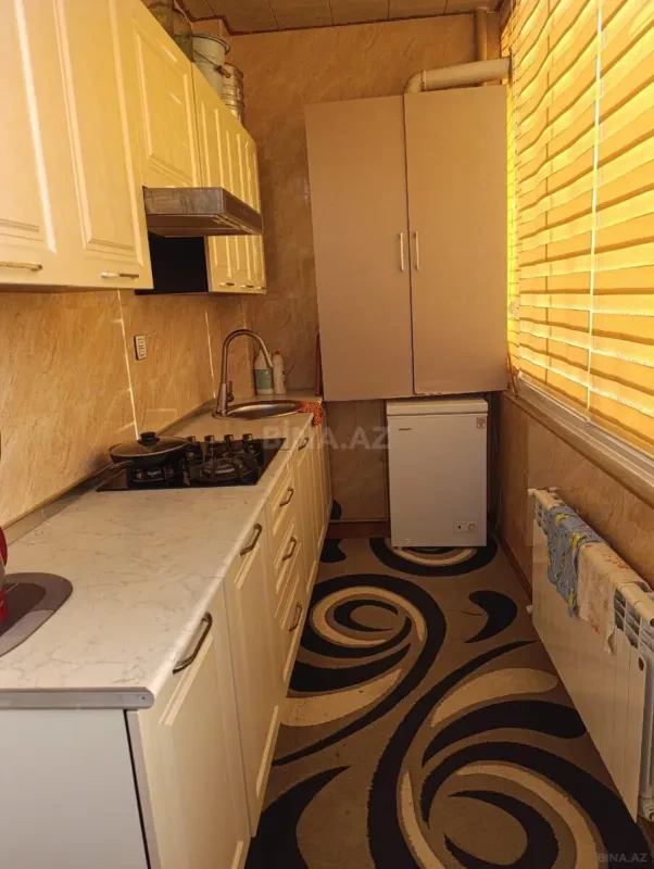 Satılır 3 otaqlı mənzil 107 m²