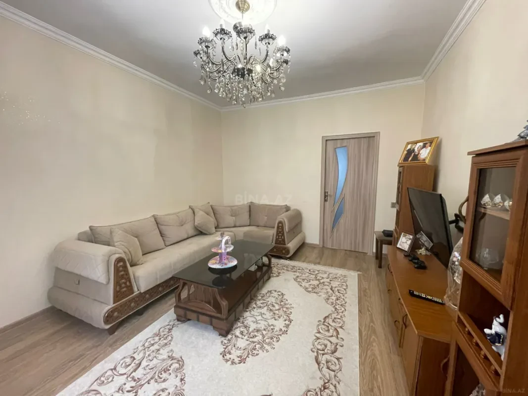 Satılır 5 otaqlı həyət evi 160 m²