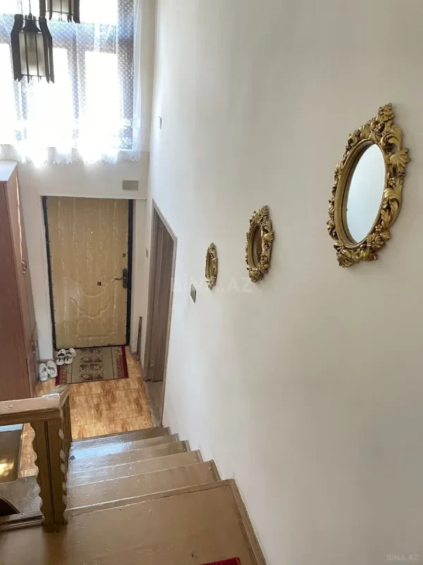 Satılır 5 otaqlı həyət evi 160 m²