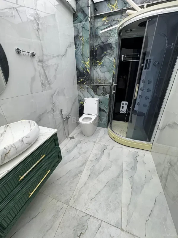 Kirayə verilir 3 otaqlı mənzil 105 m²