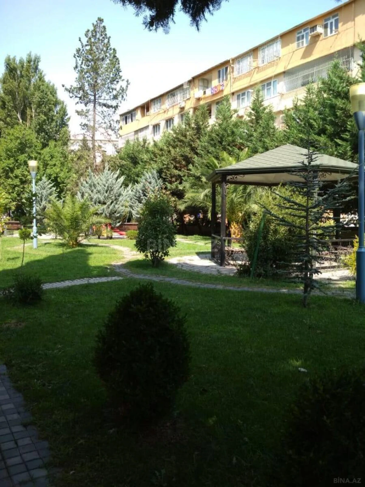 Kirayə verilir 3 otaqlı mənzil 105 m²