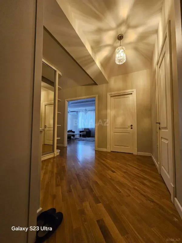 Satılır 3 otaqlı mənzil 100 m²