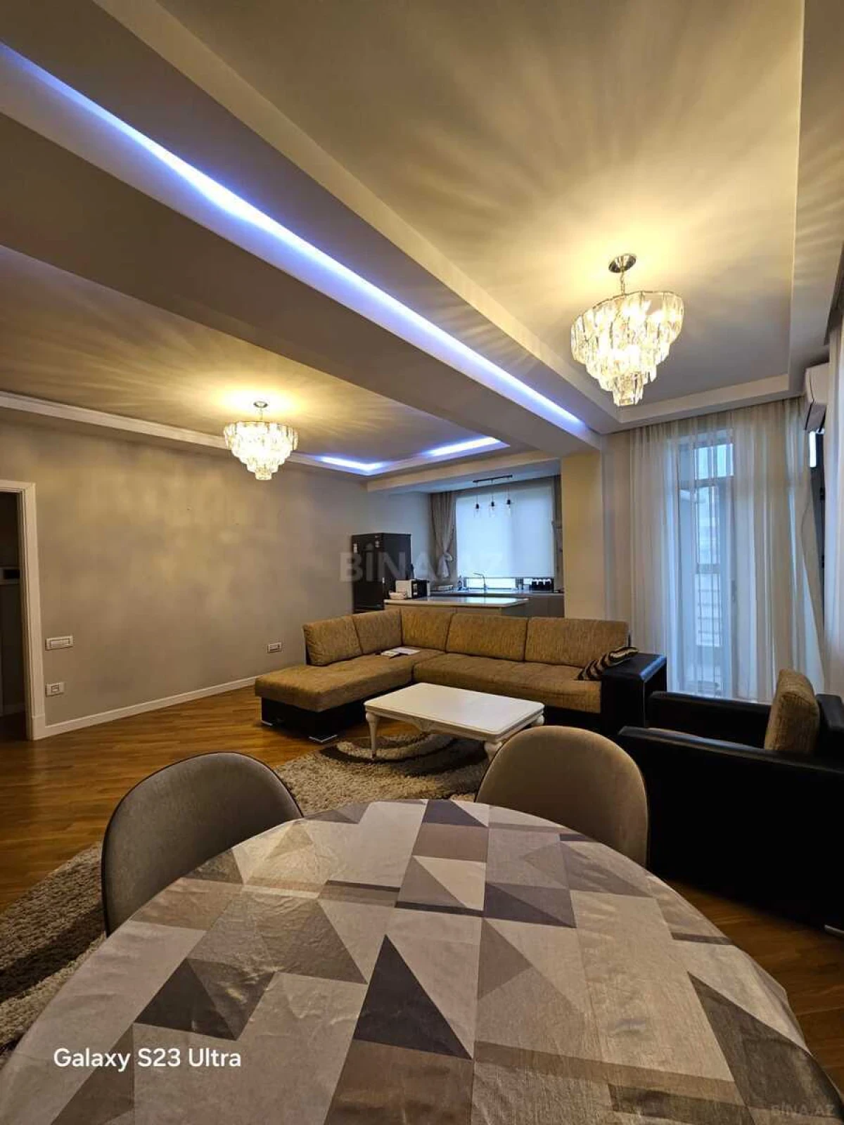 Satılır 3 otaqlı mənzil 100 m²