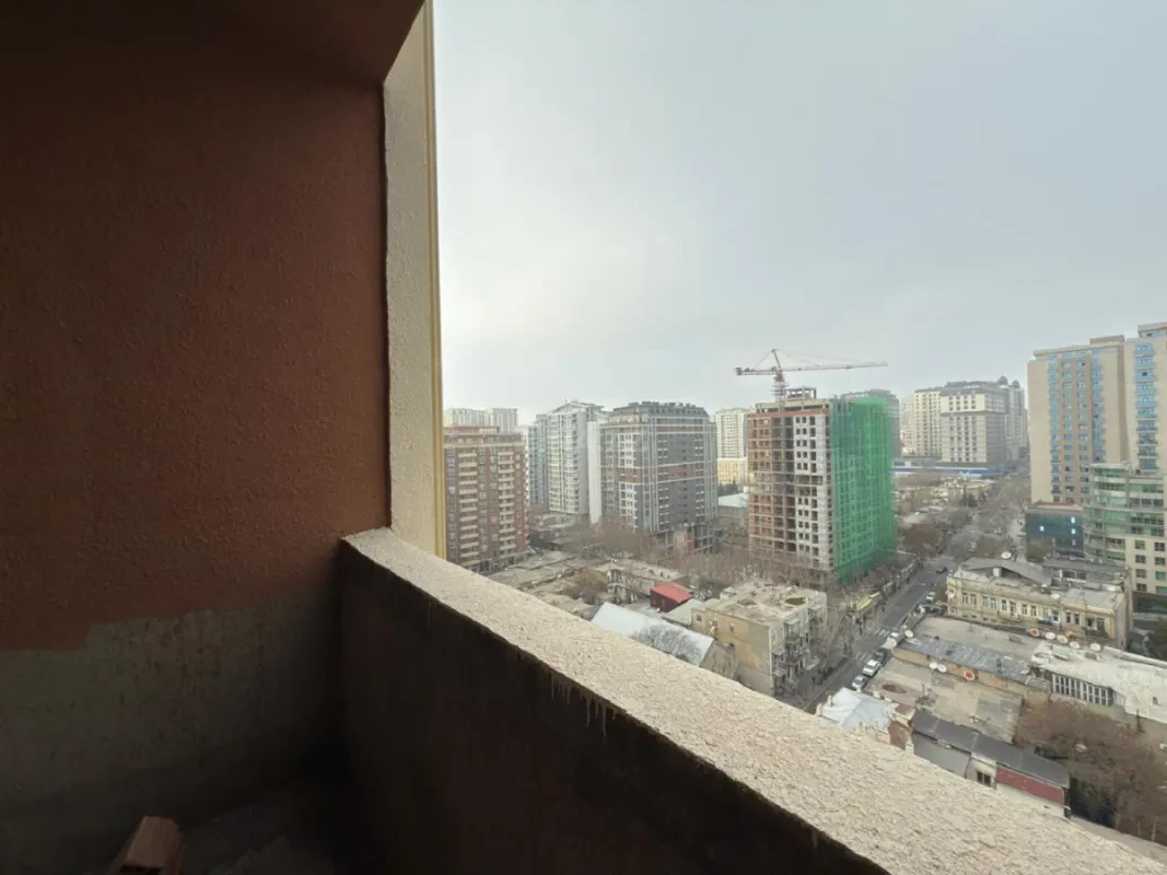 Satılır 3 otaqlı mənzil 100 m²