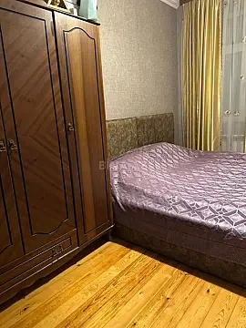 Satılır 2 otaqlı mənzil 45 m²