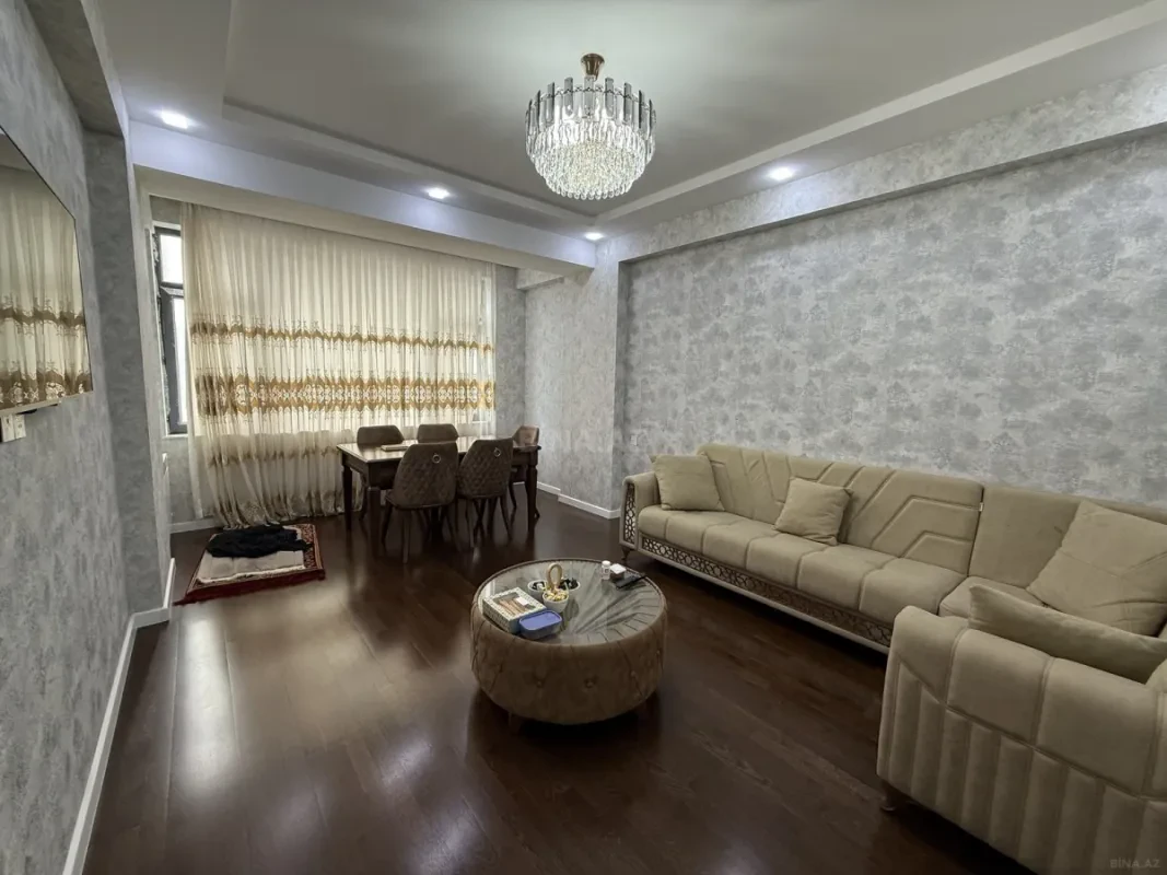 Satılır 3 otaqlı mənzil 115 m²