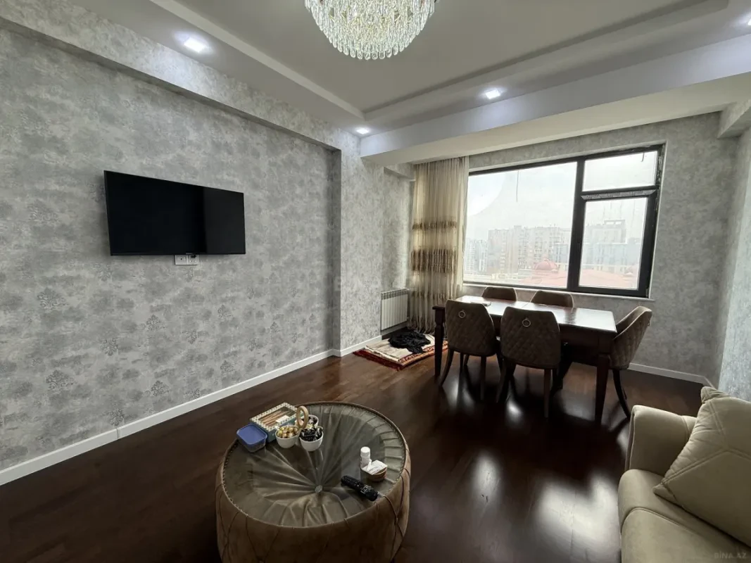 Satılır 3 otaqlı mənzil 115 m²