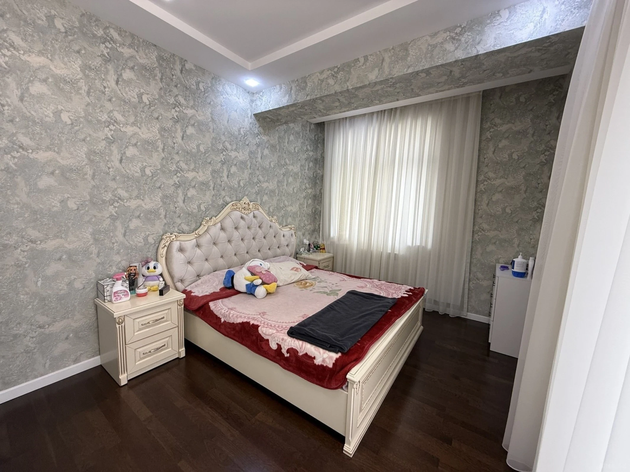 Satılır 3 otaqlı mənzil 115 m²