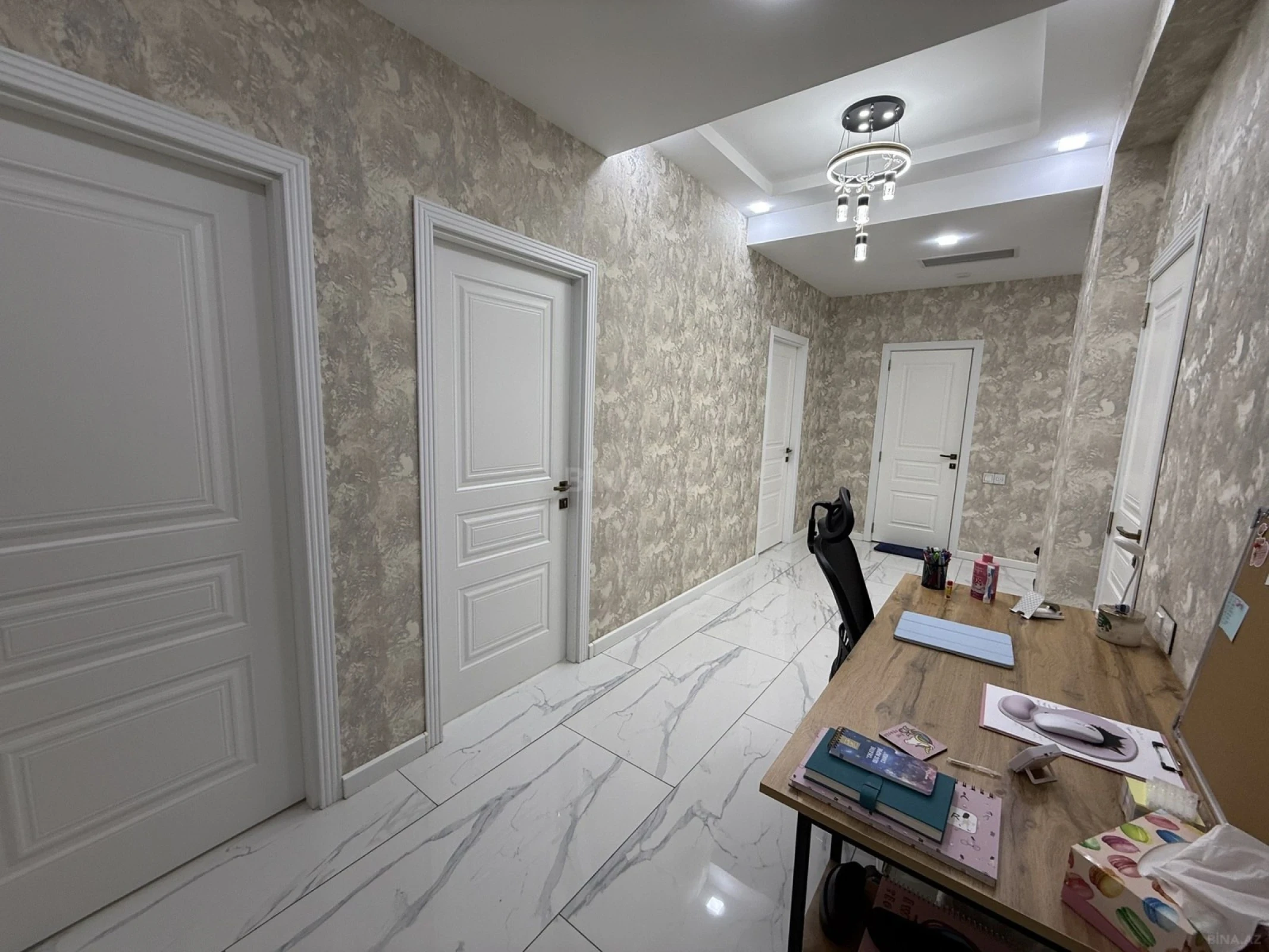 Satılır 3 otaqlı mənzil 115 m²