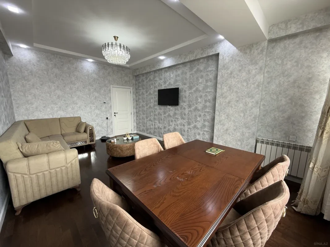Satılır 3 otaqlı mənzil 115 m²