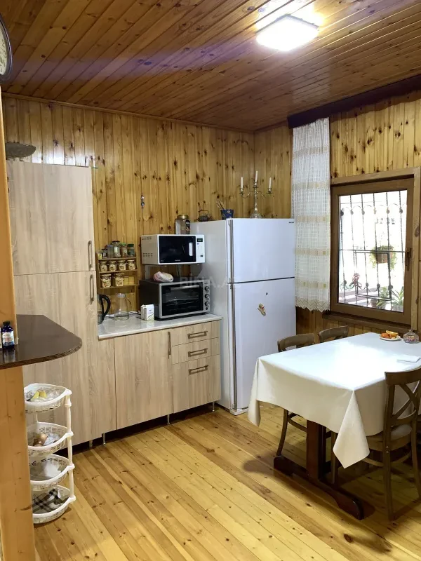 Satılır 4 otaqlı həyət evi 120 m²