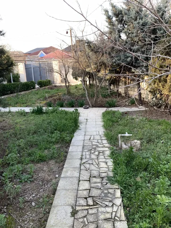 Satılır 4 otaqlı həyət evi 120 m²