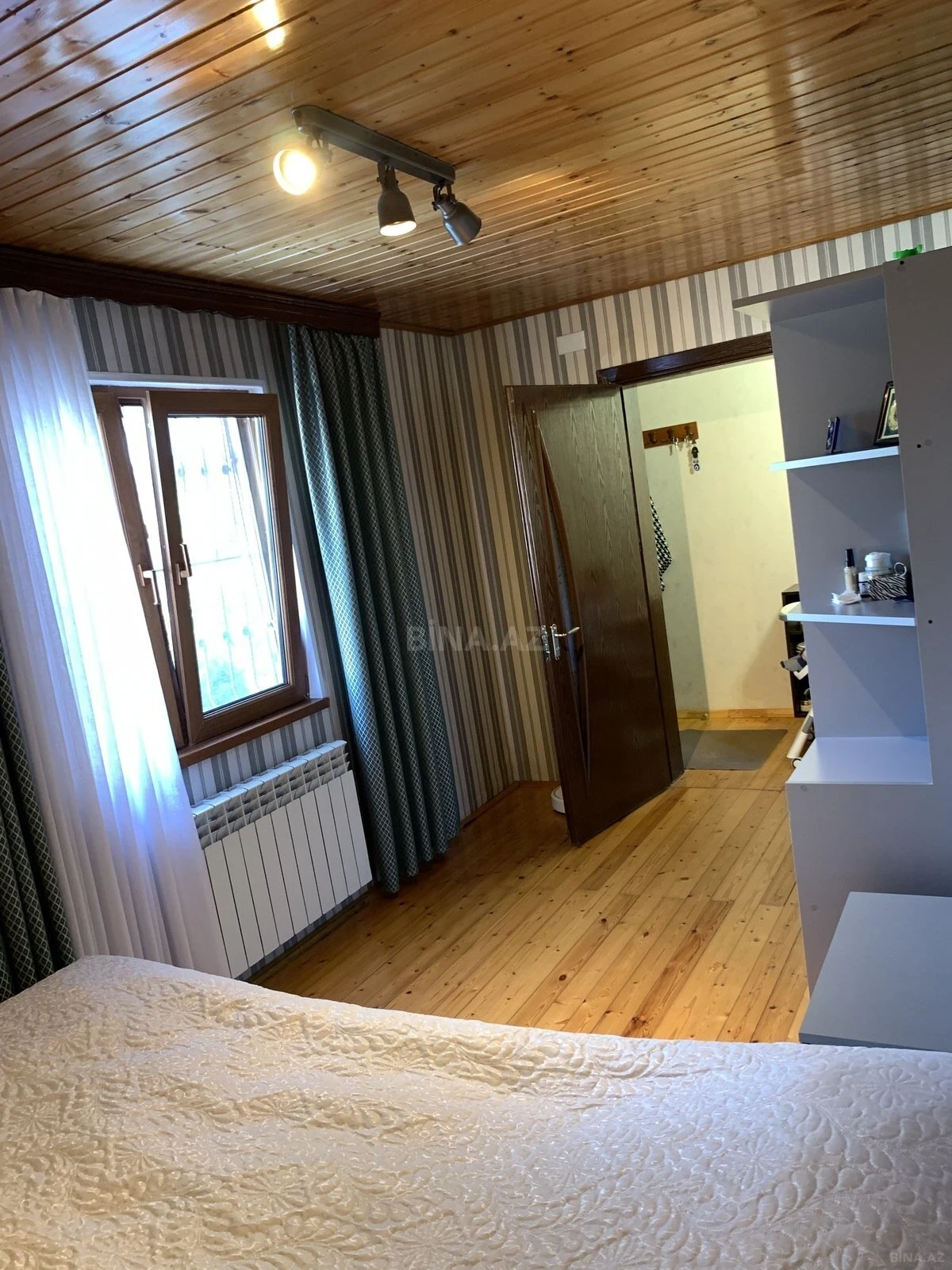 Satılır 4 otaqlı həyət evi 120 m²