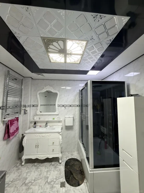 Satılır 5 otaqlı mənzil 112 m²