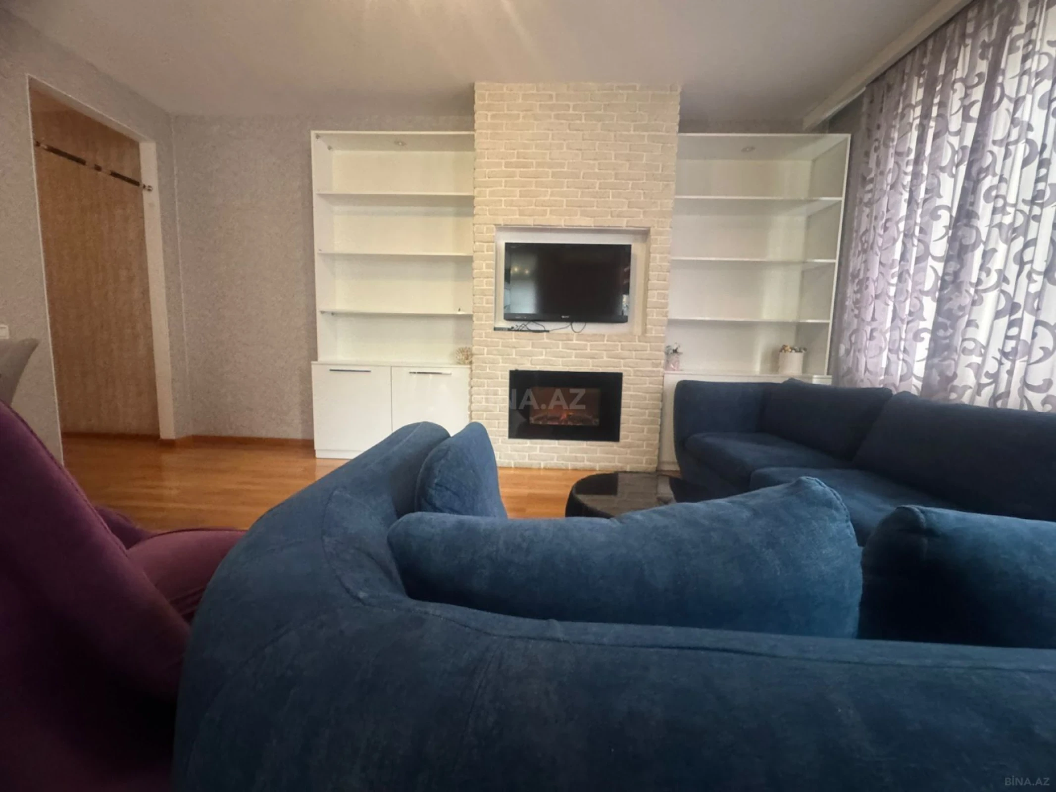 Kirayə verilir 3 otaqlı mənzil 1000 m²