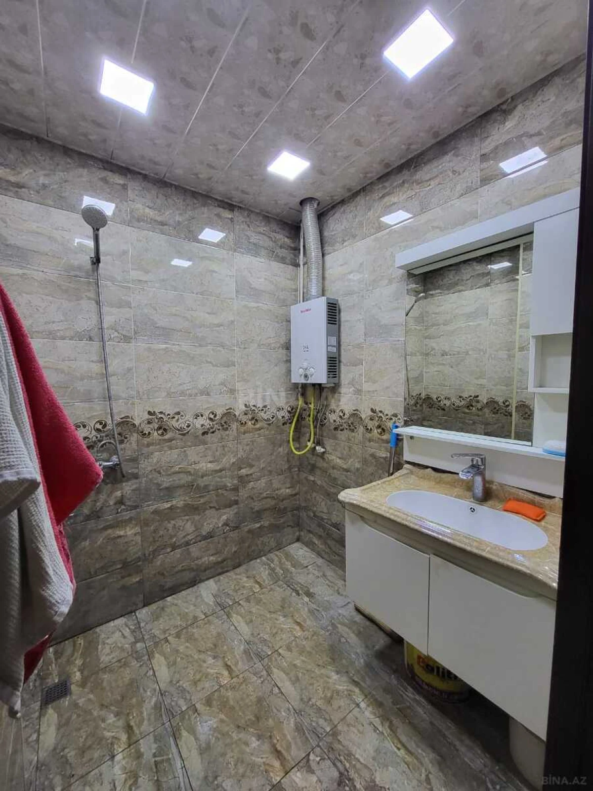 Kirayə verilir 3 otaqlı mənzil 65 m²
