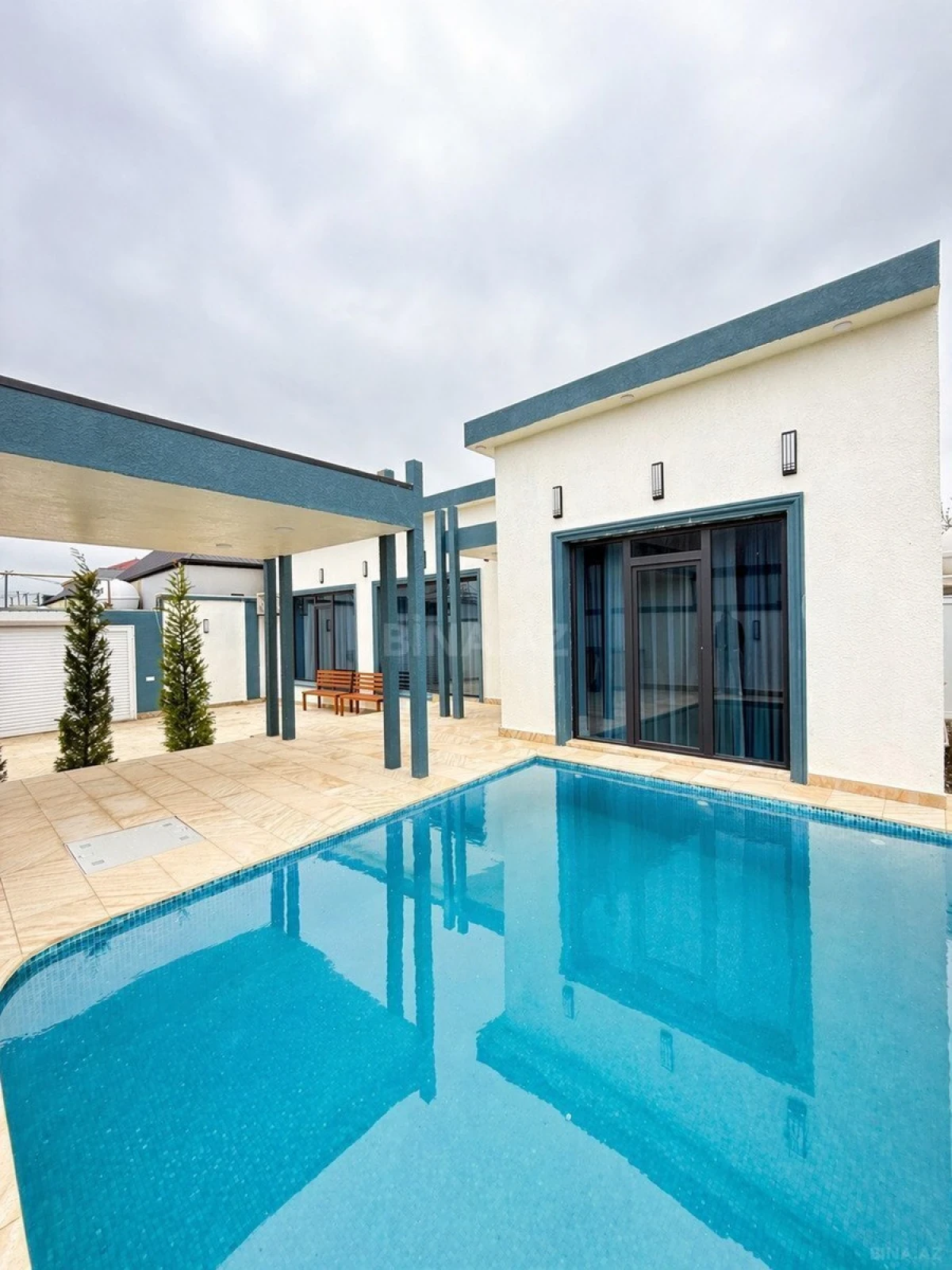 Kirayə verilir 4 otaqlı həyət evi 170 m²