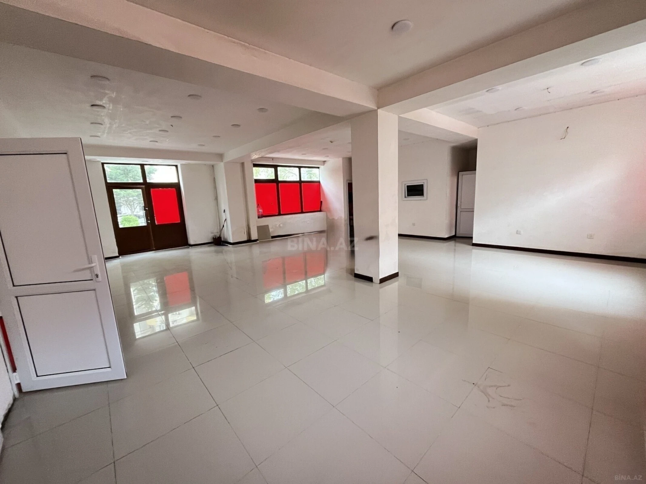Kirayə verilir obyekt 350 m²