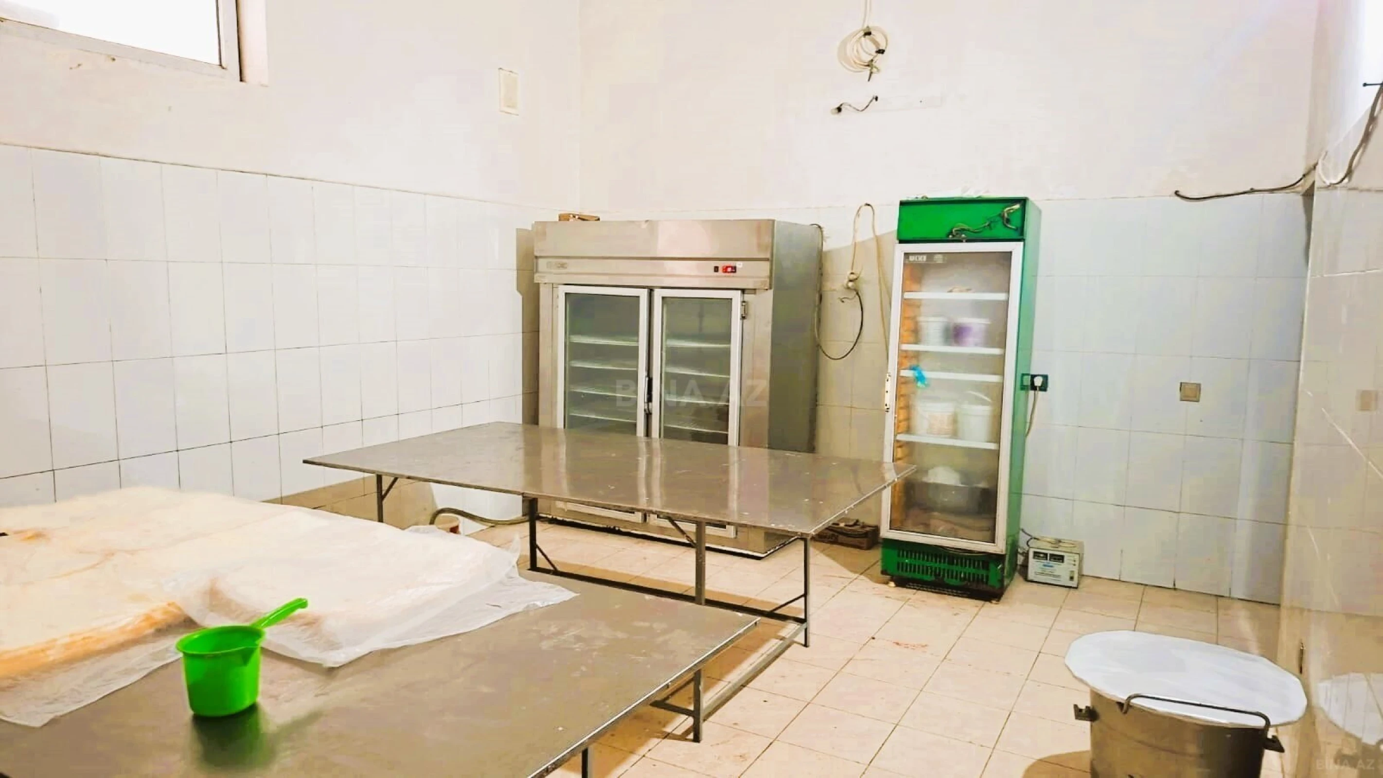 Kirayə verilir obyekt 160 m²